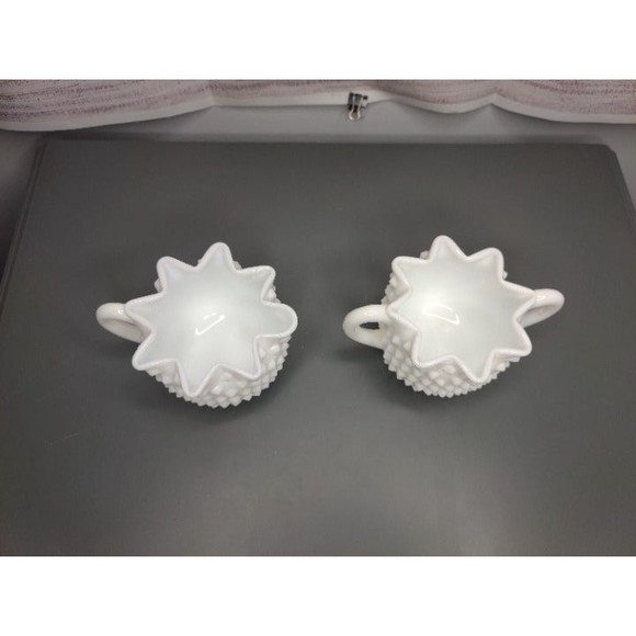 Vintage Fenton White Milk Glass Hobnail 8-point Star Pattern Sugar/Creamer Set - Picture 2 of 4